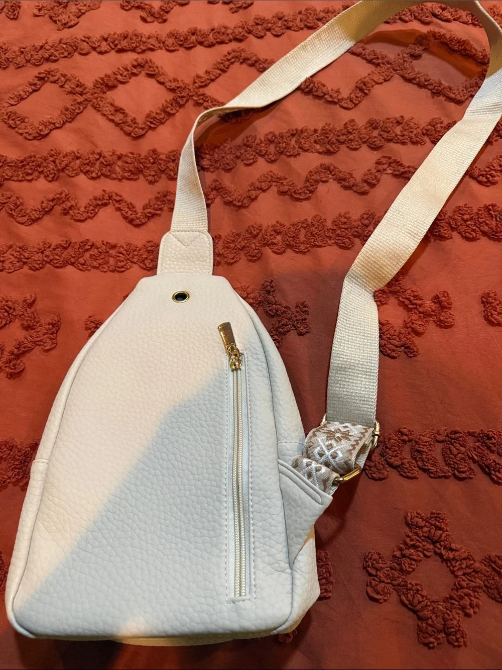 White Leather Crossbody Sling Bag with Patterned Strap